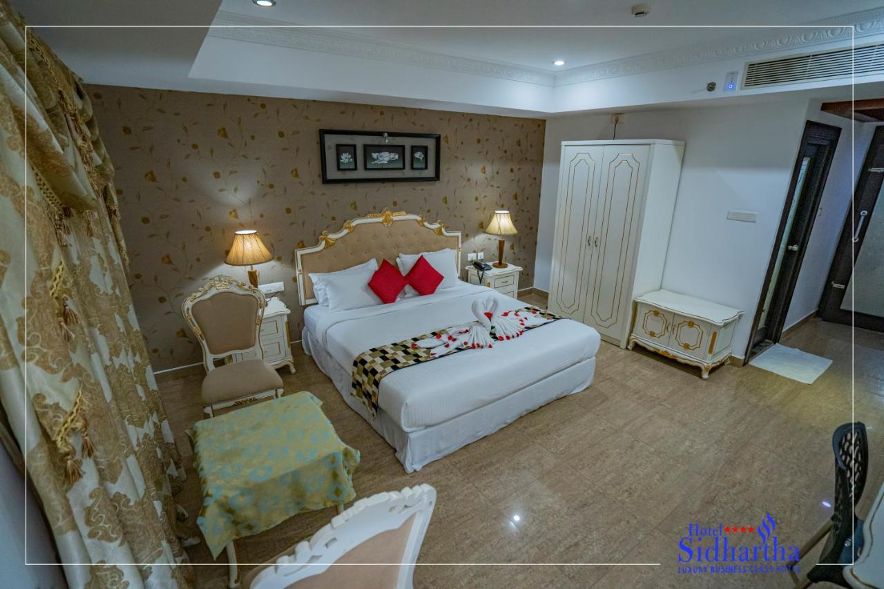 Hotel Sidhartha Chalakudy Kizhake Chalakudi Luaran gambar