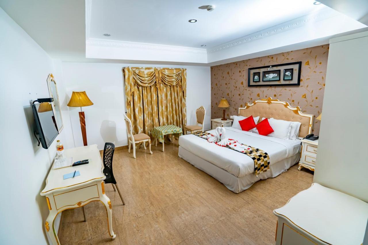 Hotel Sidhartha Chalakudy Kizhake Chalakudi Luaran gambar