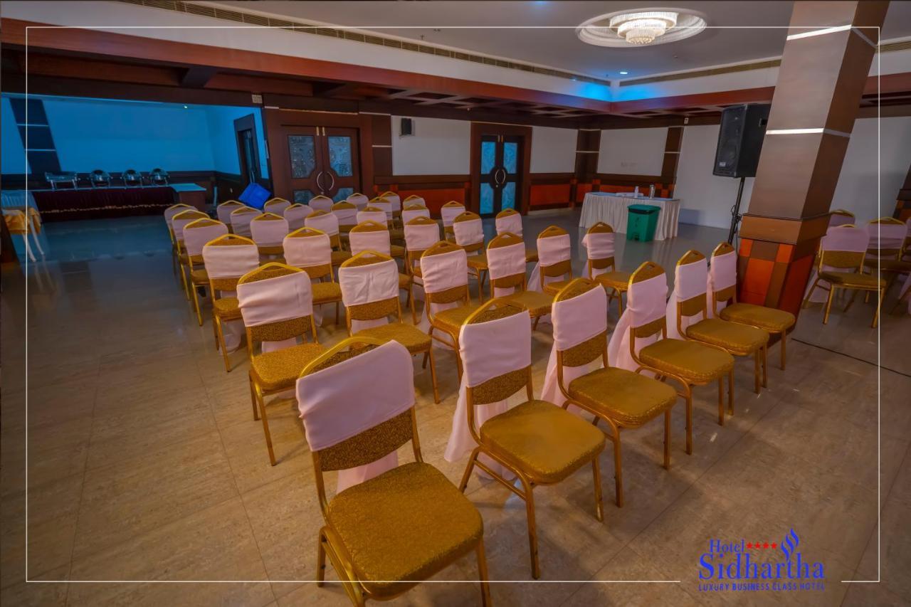 Hotel Sidhartha Chalakudy Kizhake Chalakudi Luaran gambar